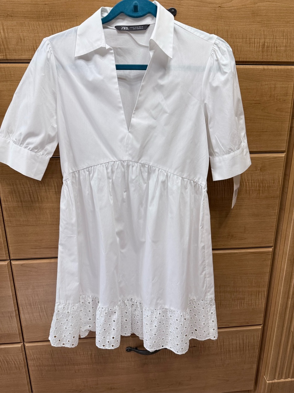 Zara White Cotton V‑Neck Eyelet Hem Dress Womens XS